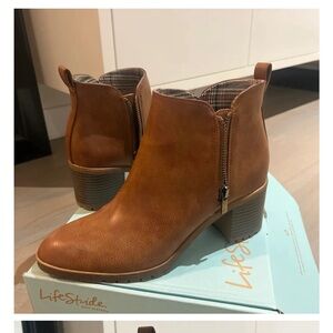 Booties Water Resistant